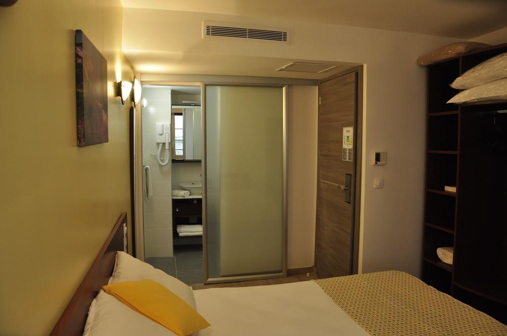 Massilia Hotel Marseille Exterior photo