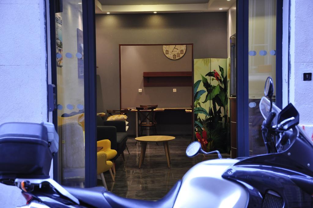 Massilia Hotel Marseille Exterior photo